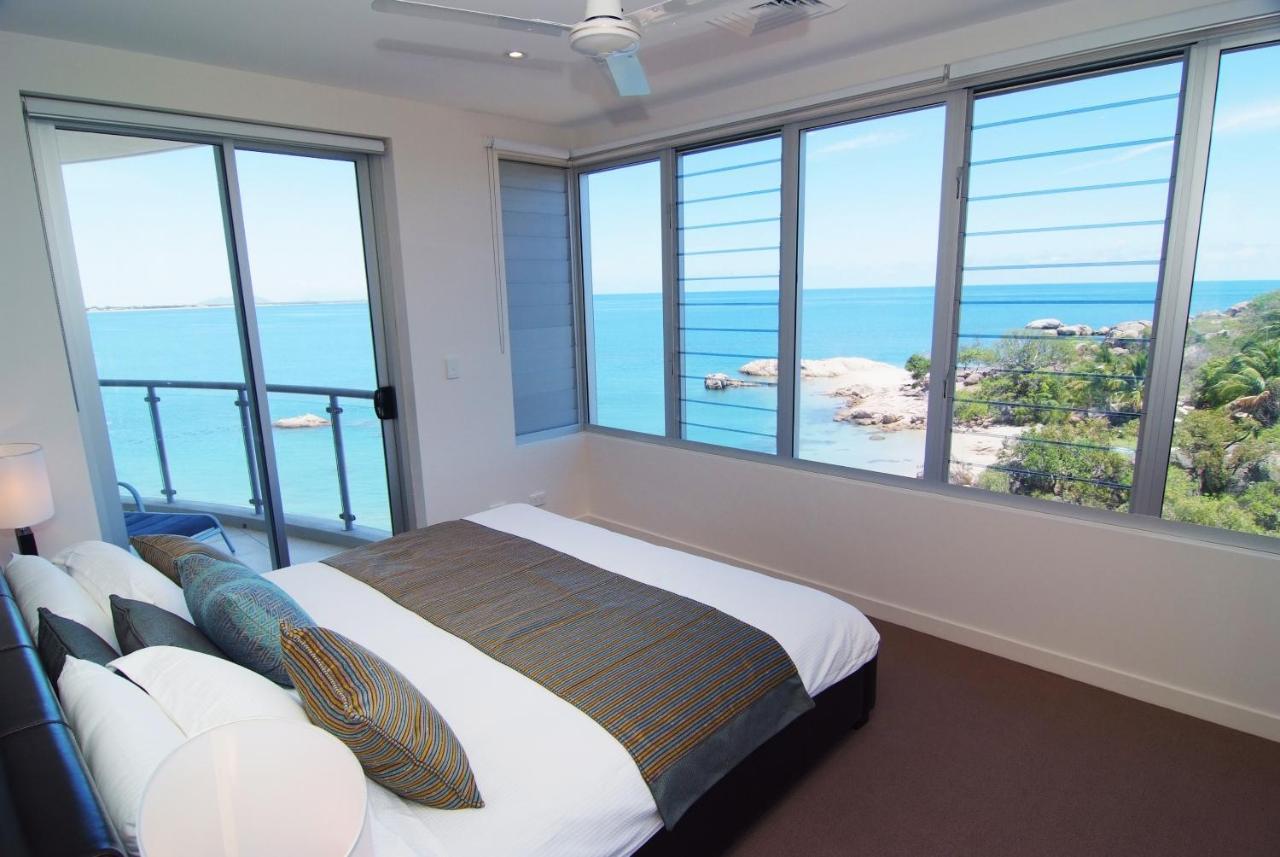 Coral Cove Apartments - Absolute Beachfront Resort Bowen Exterior photo