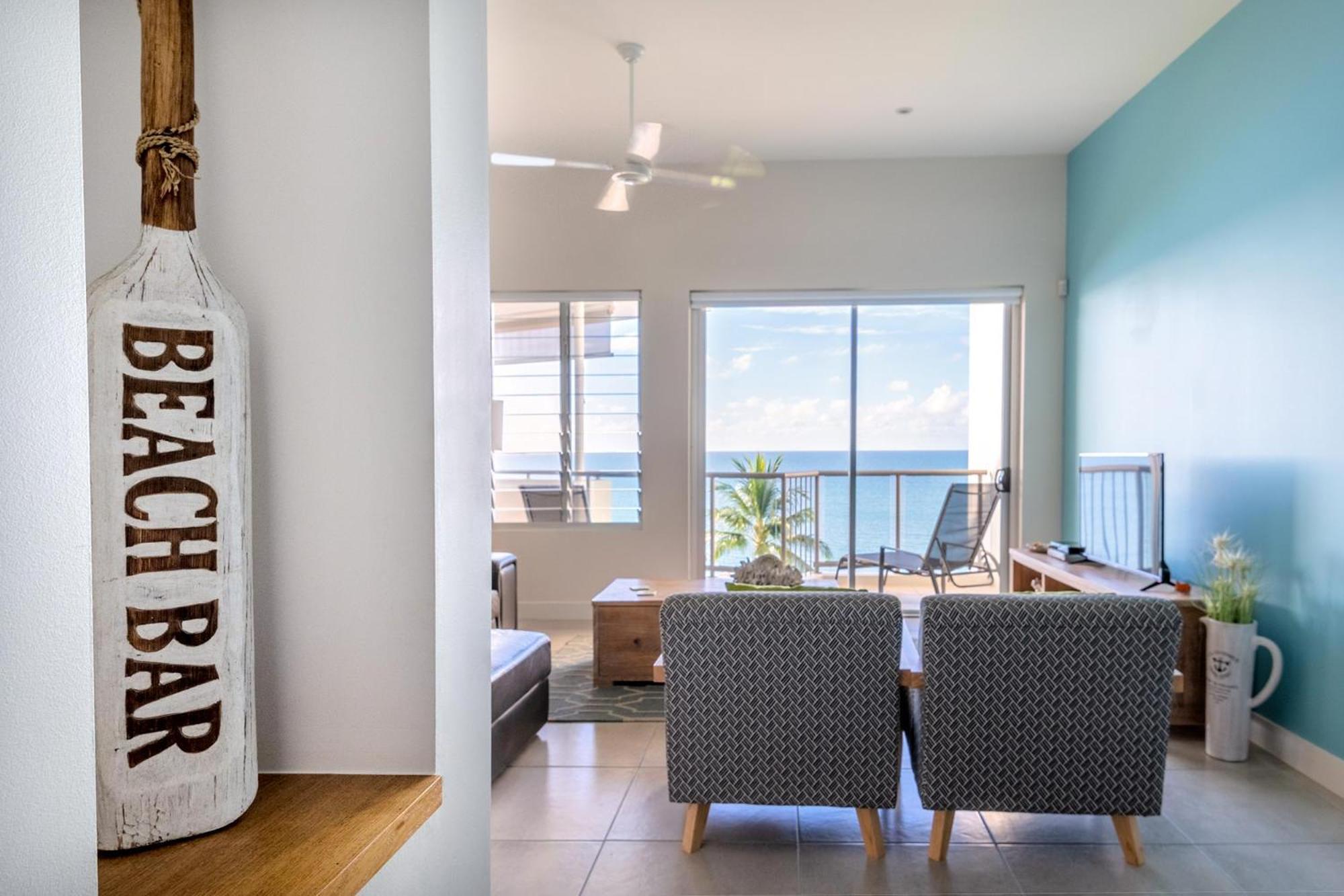 Coral Cove Apartments - Absolute Beachfront Resort Bowen Exterior photo